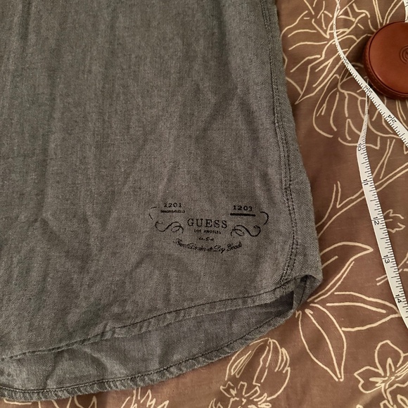 Guess Men’s Gray Button Down Shirt Size XL - Picture 9 of 14